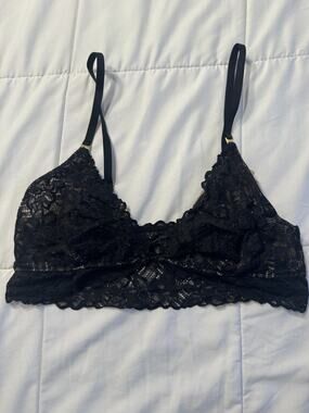 Aerie Lace Bra Black Medium Wireless Bralette Adjustable Gold Hardware